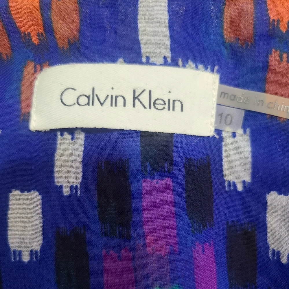 Calvin Klein - Picture 7 of 7